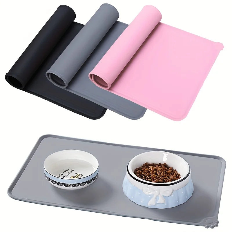 WATERPROOF NON SLIP SILICONE FEEDING MAT FOR DOGS AND CATS