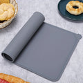 WATERPROOF NON SLIP SILICONE FEEDING MAT FOR DOGS AND CATS